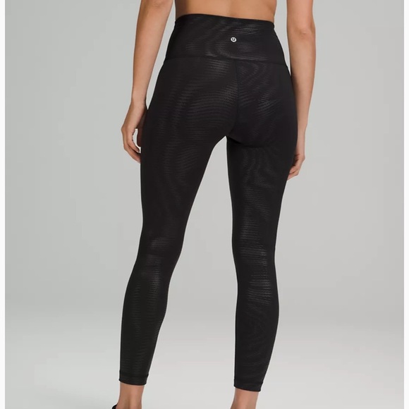 Lululemon Wunder Train HR Tight 25” * Foil - Picture 4 of 6